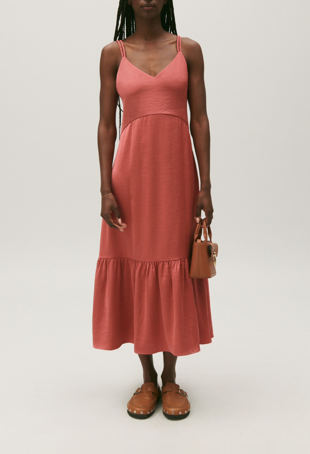Robe midi satin&eacute;e terracotta