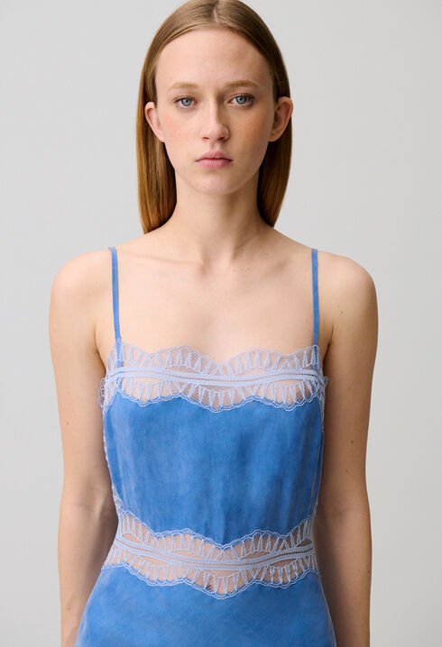 Robe longue dentelle