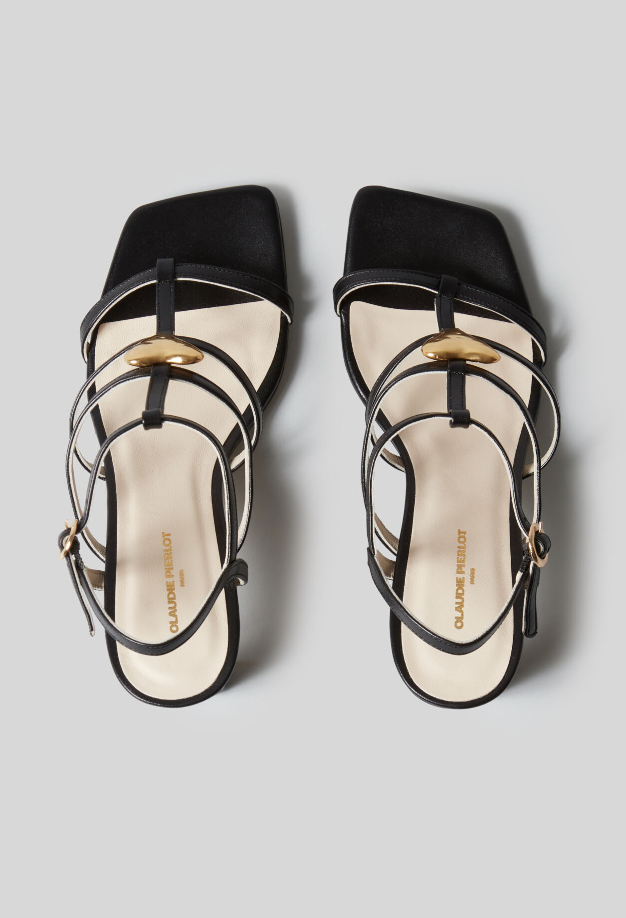 Sandales talons cuir coeur