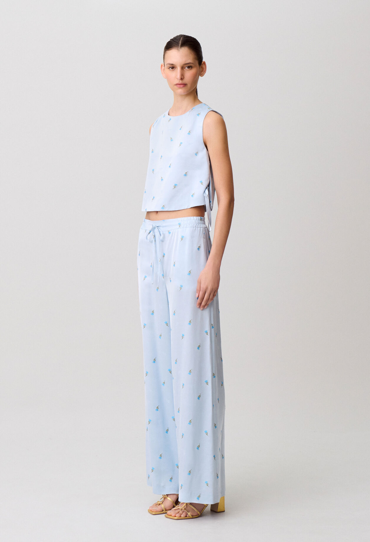Leichte Satinhose