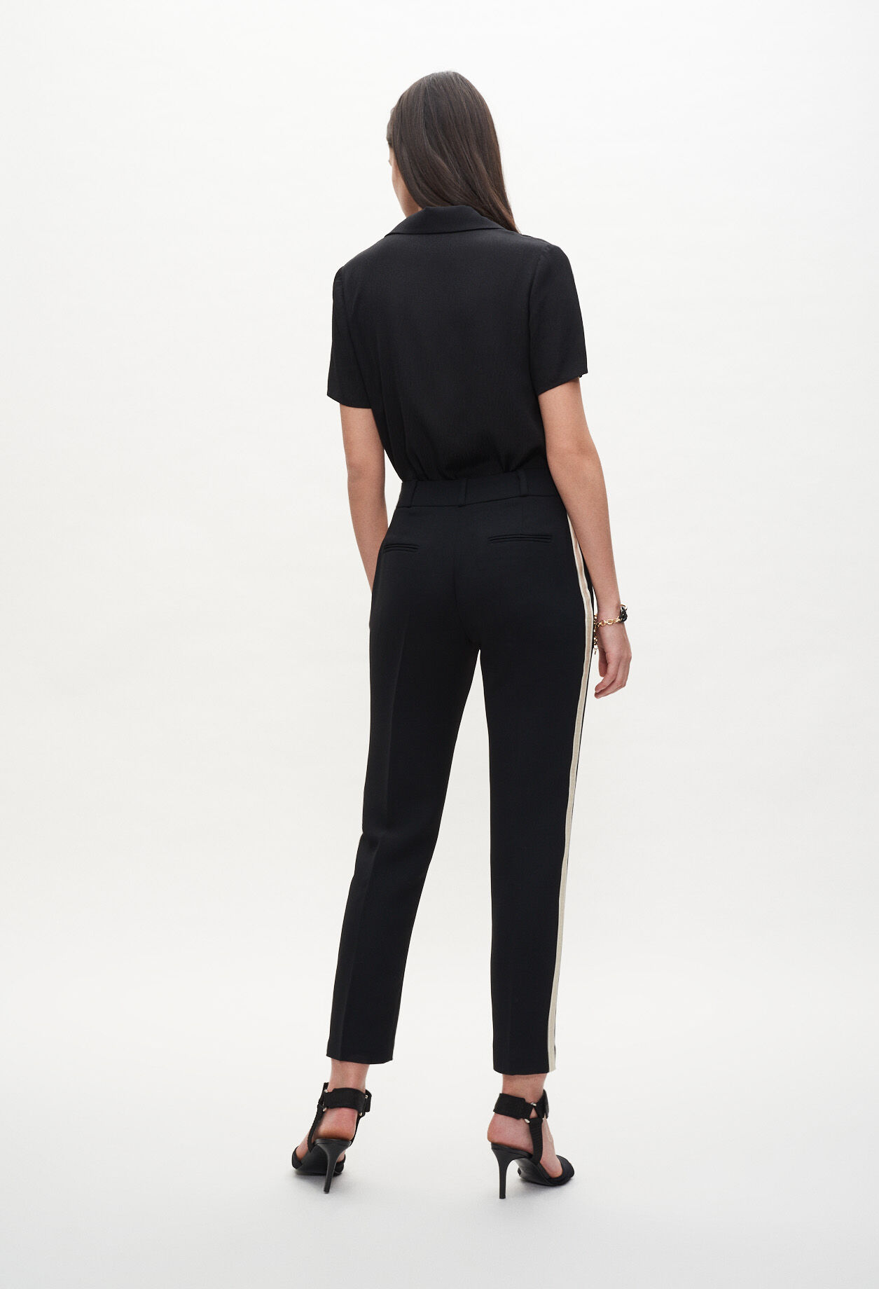Pantalon de tailleur à coupe carotte