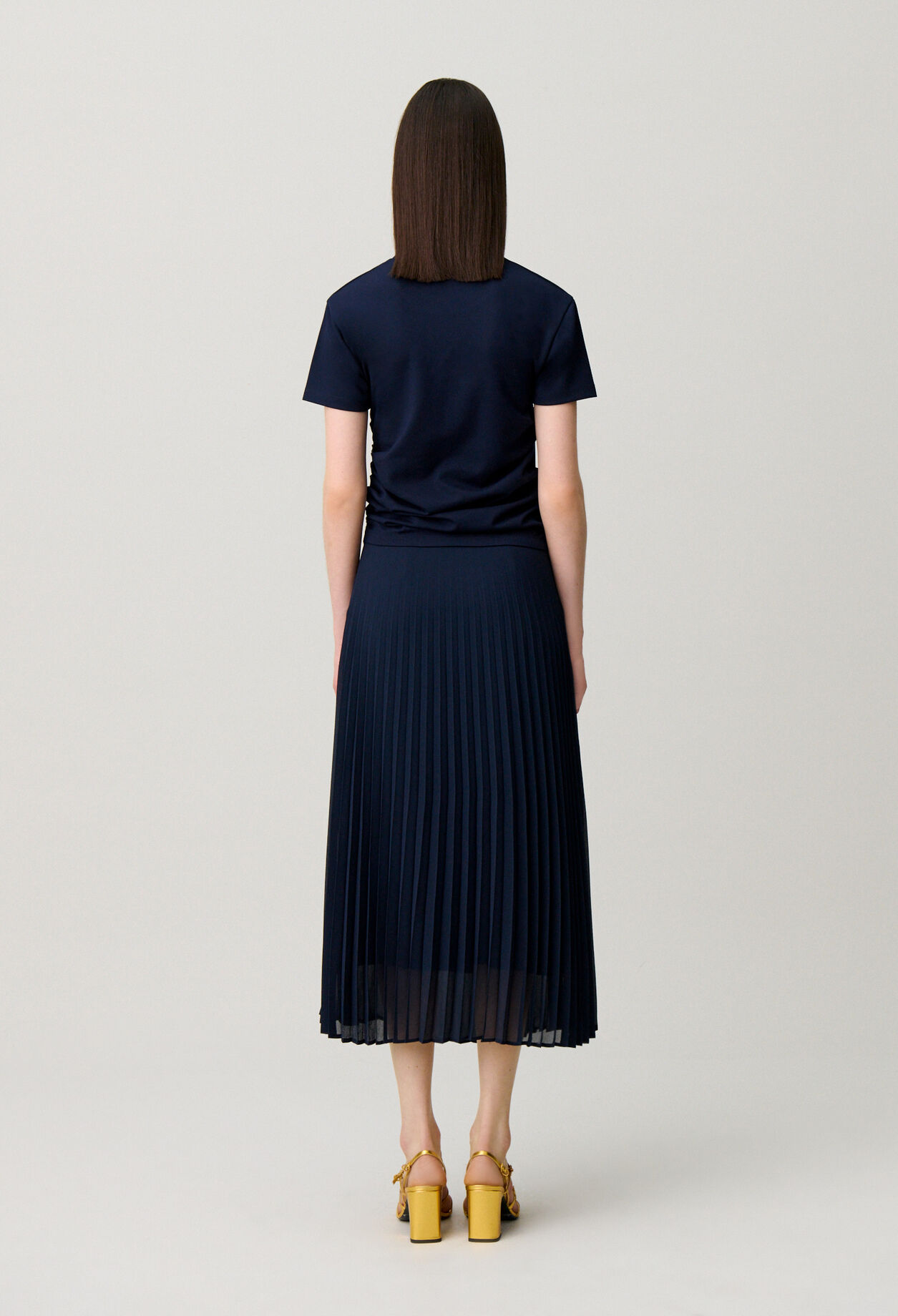 Robe bi-mati&egrave;res trompe-l'&oelig;il