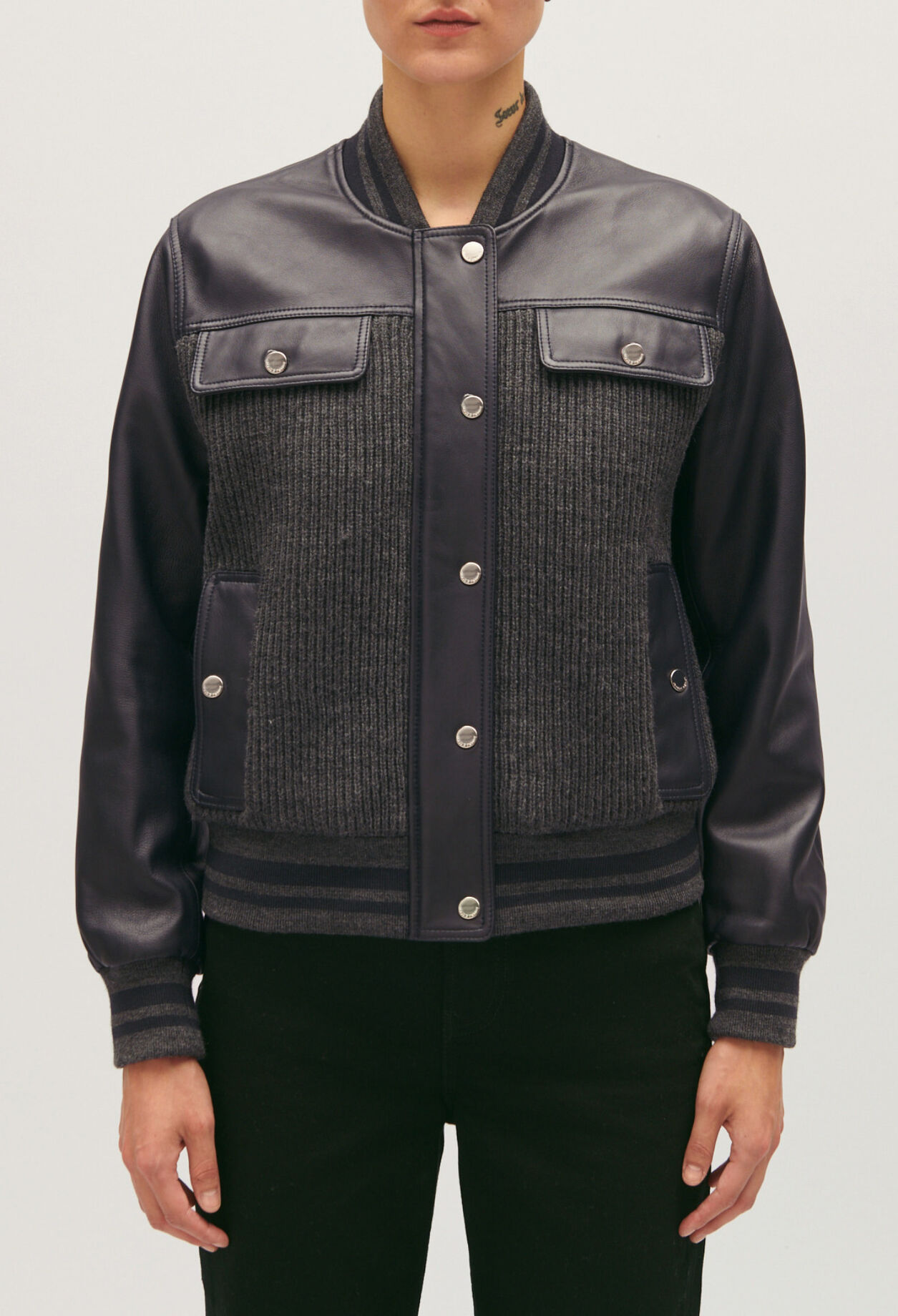Jacke aus zwei Materialien