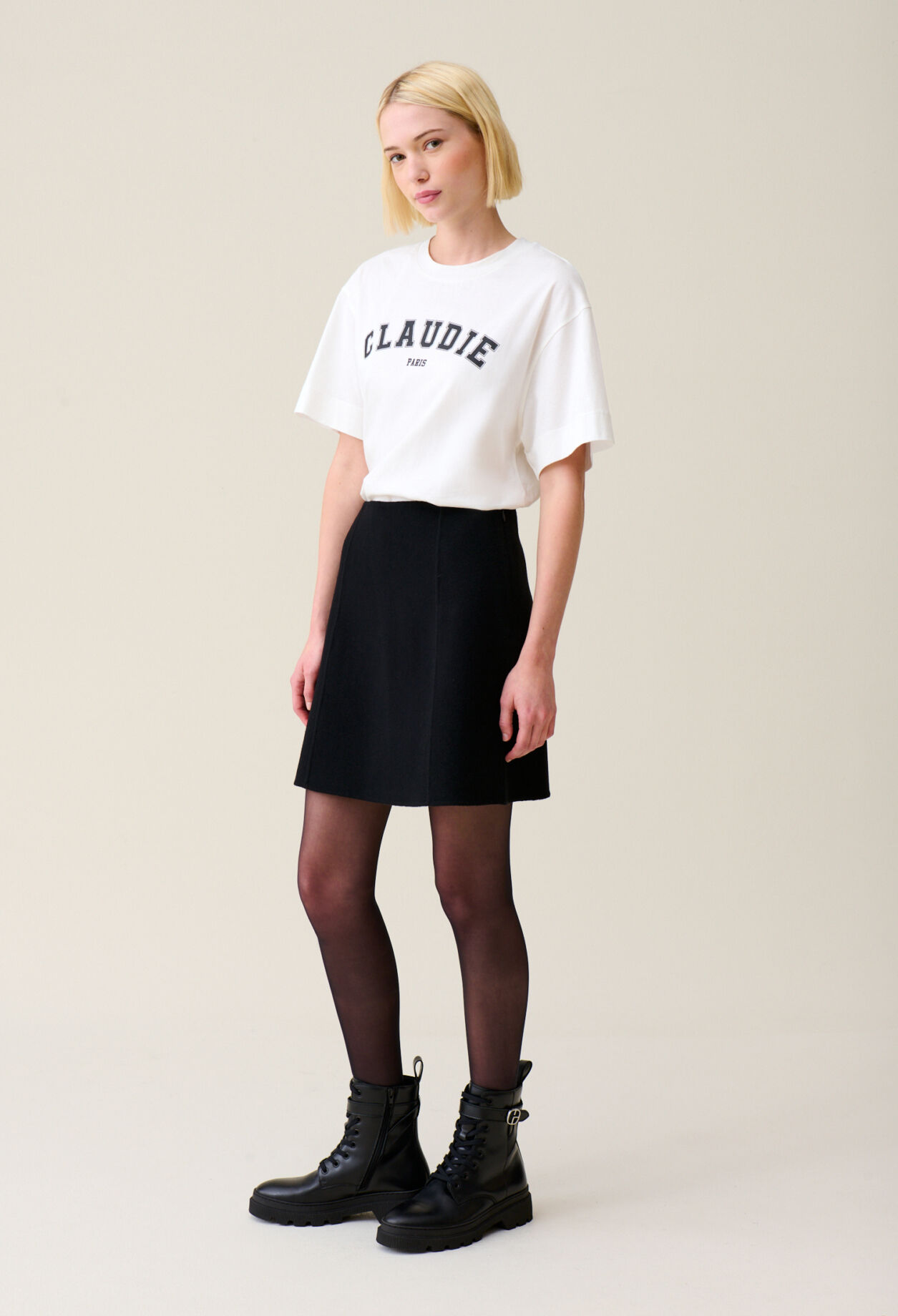 Straight mini skirt