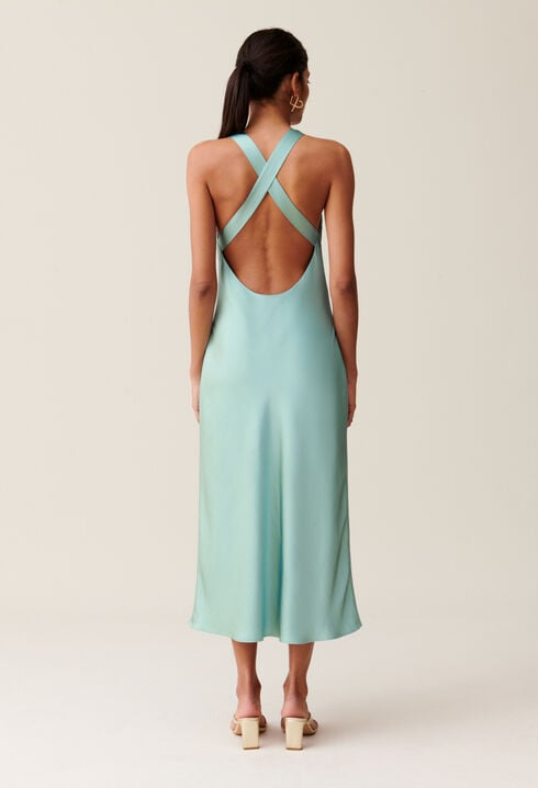 Langes, satiniertes Kleid