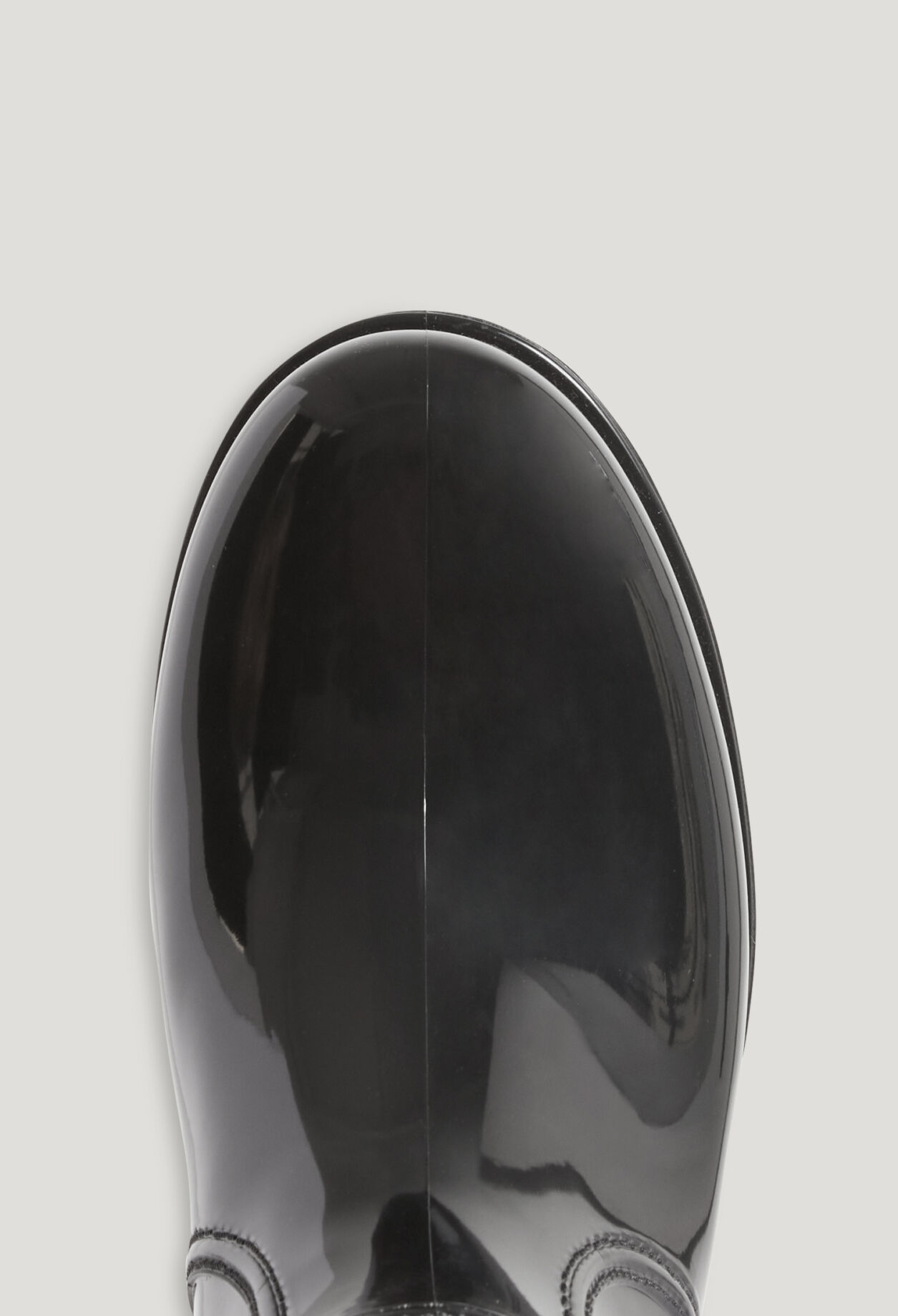 Black Wellington boots