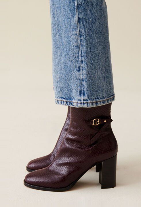 Glossy Snake Effect Boots