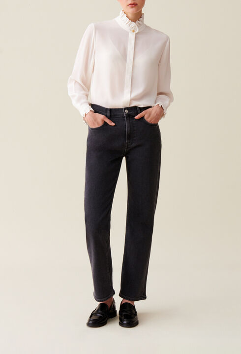 Chemise blanche col montant ondul&eacute; 