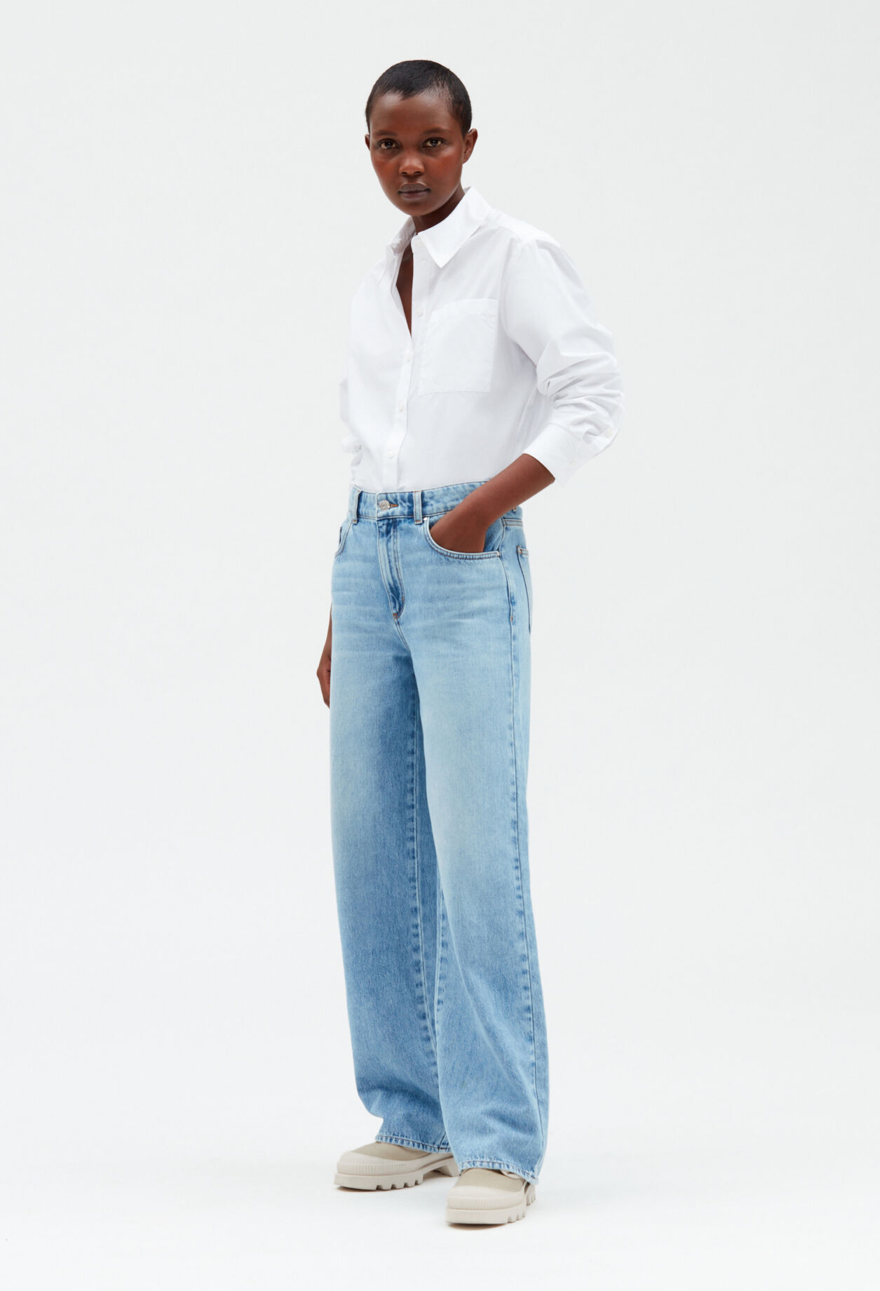 Jean large délavé