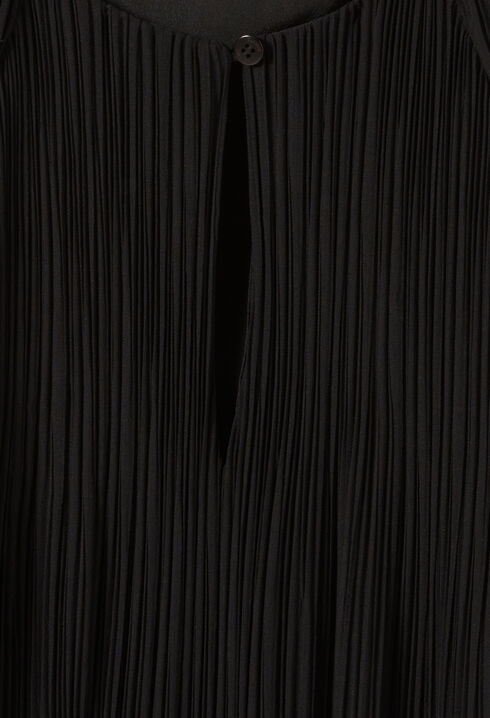 Robe longue plissée transparente