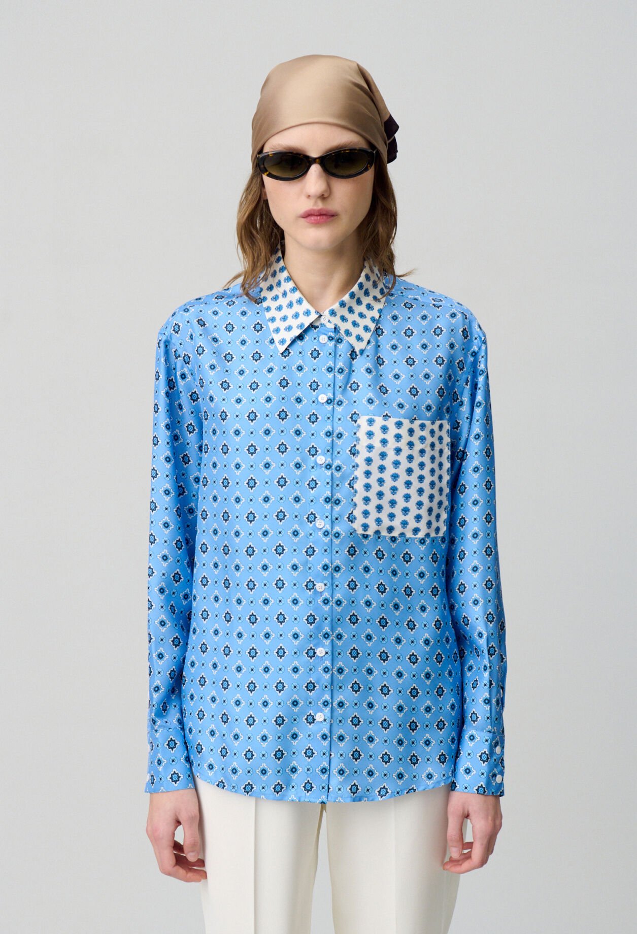 Chemise droite en soie