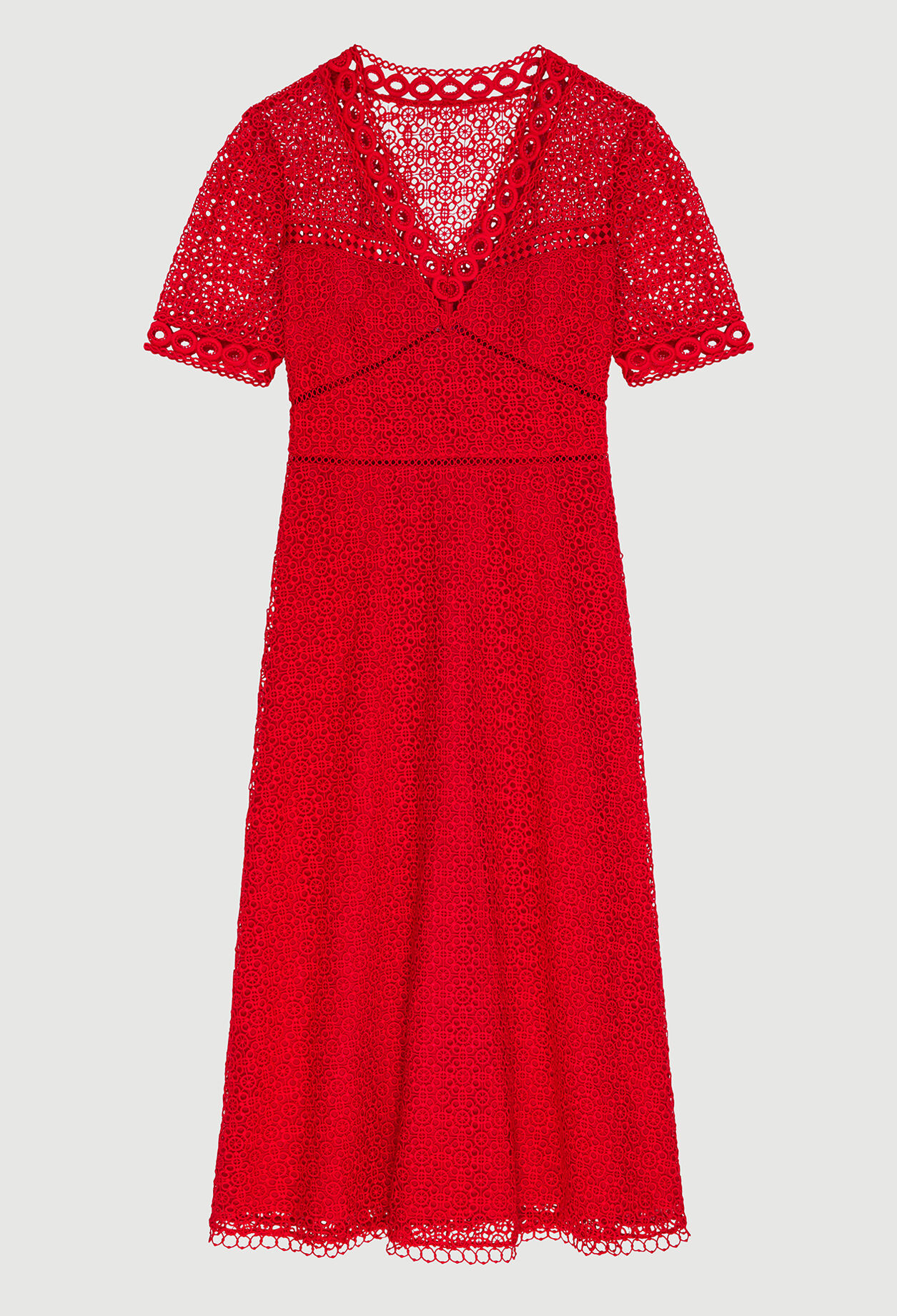 Robe longue en guipure rouge