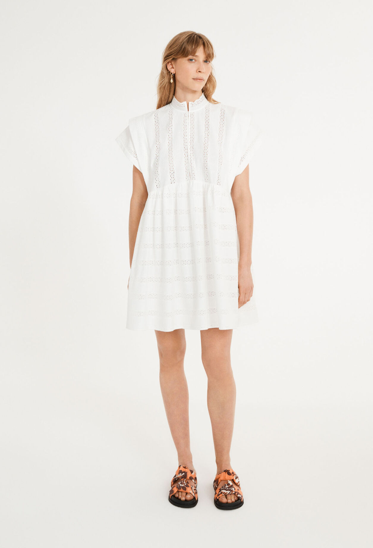 Robe en guipure