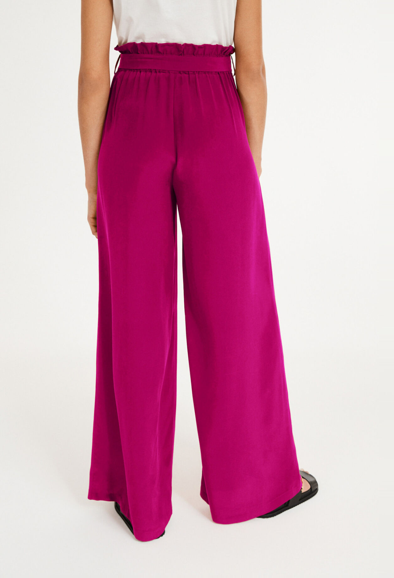 Fließende Hose