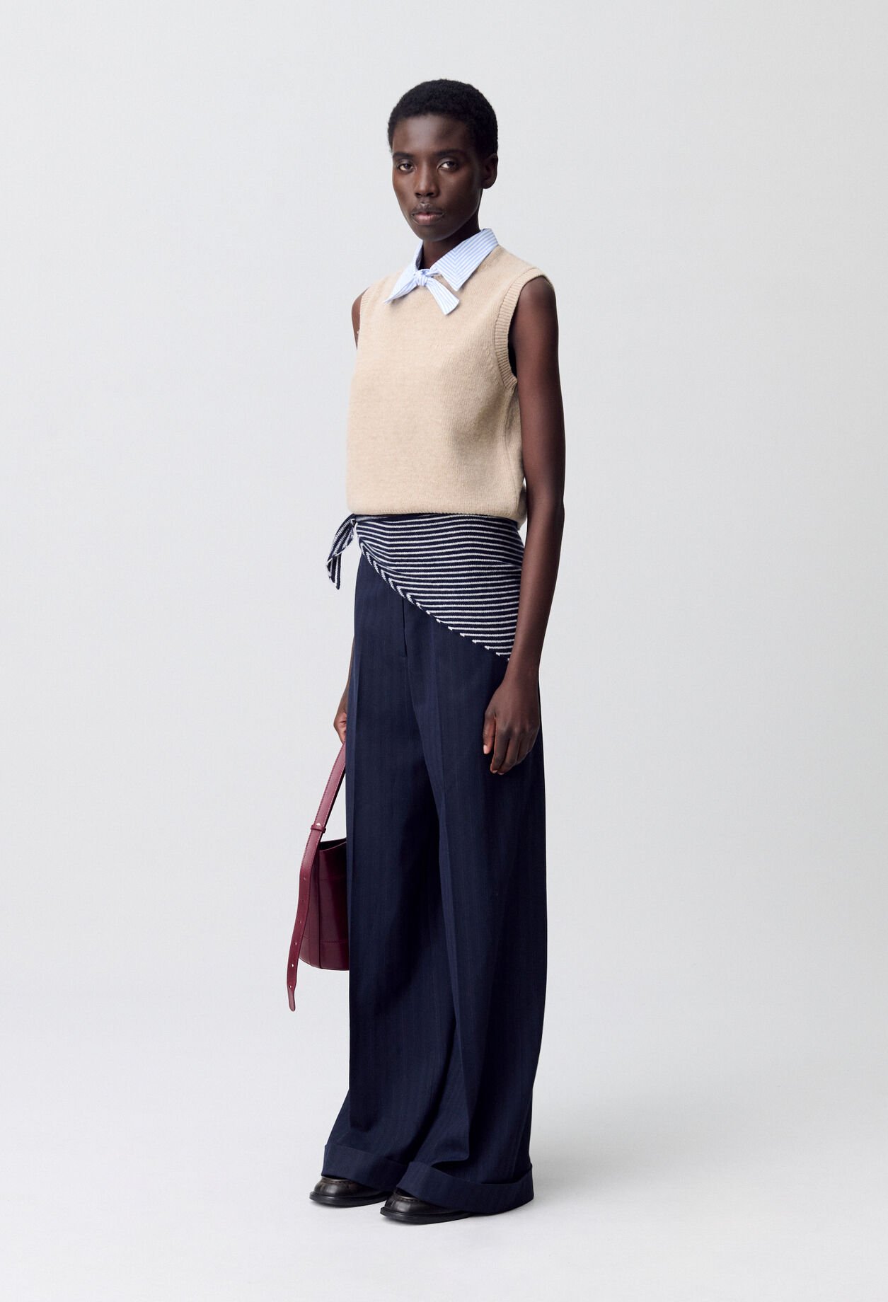 Sleeveless Jumper Removable Collar