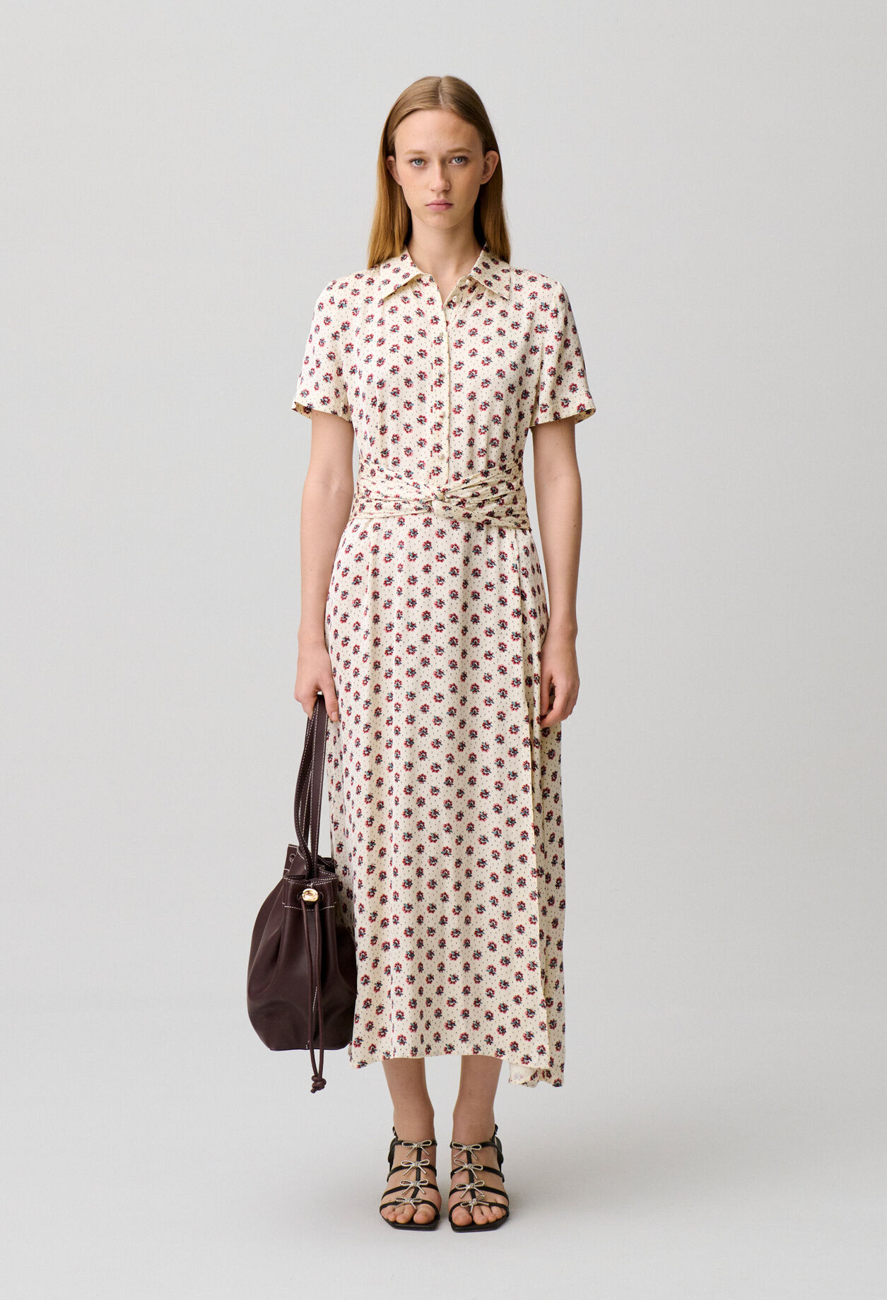 Robe satin imprim&eacute; fleuri