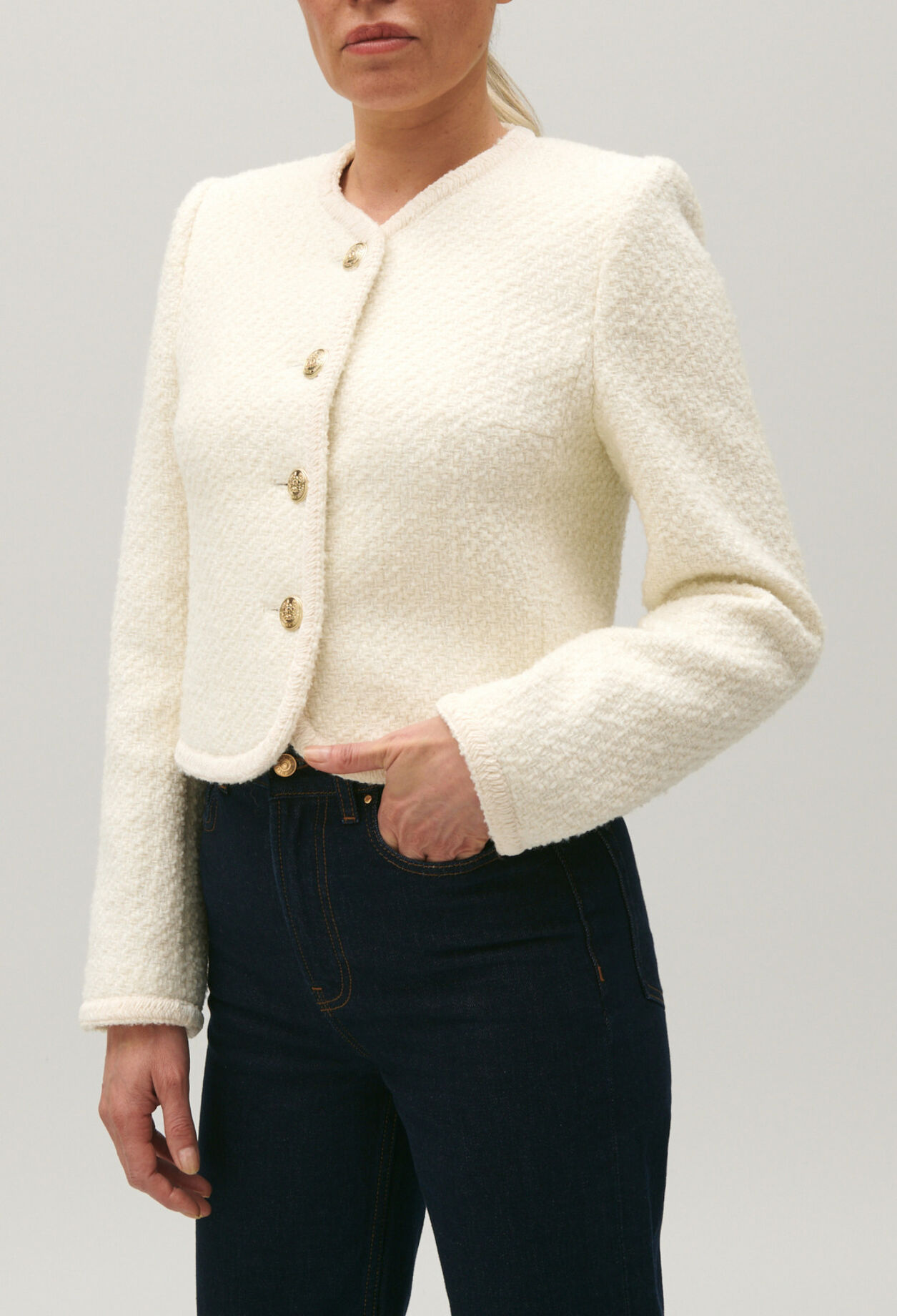 Short ivory tweed jacket 