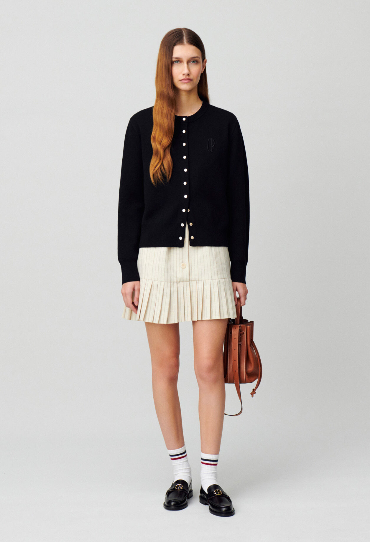 Strickjacke mit Knöpfen