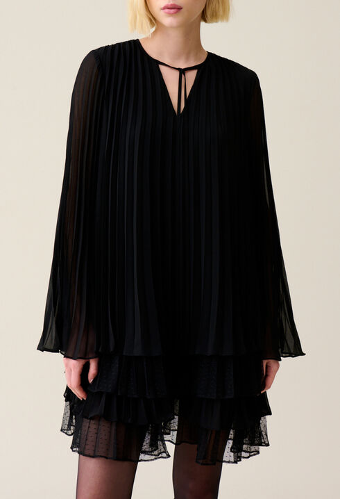 Black ruffled short dress