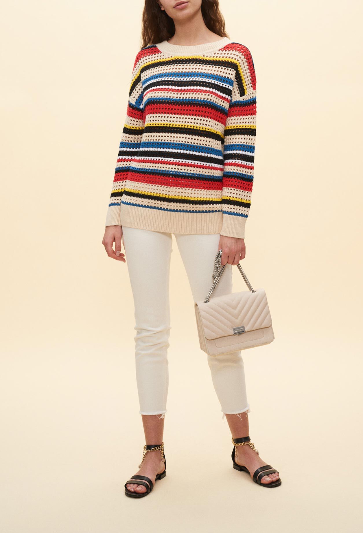 Gestreifter Pullover mit Hohlsaum
