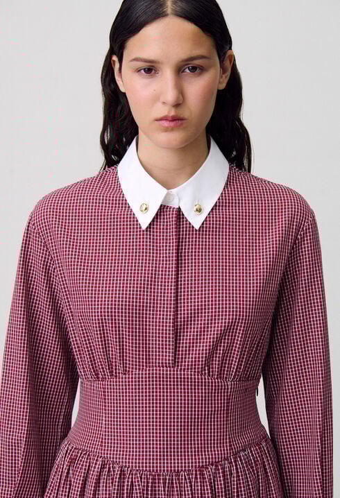 Kurzes Kleid mit Karomuster
