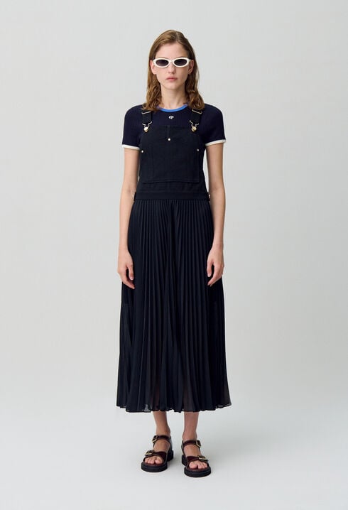 Plissiertes Maxikleid