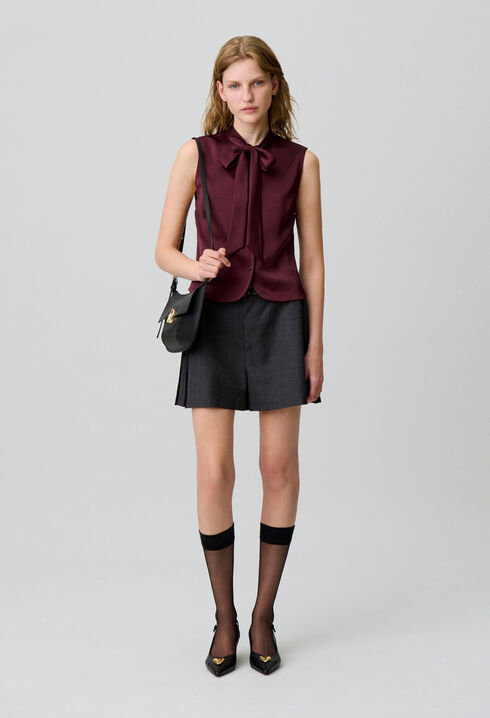 Chemise satinée sans manches