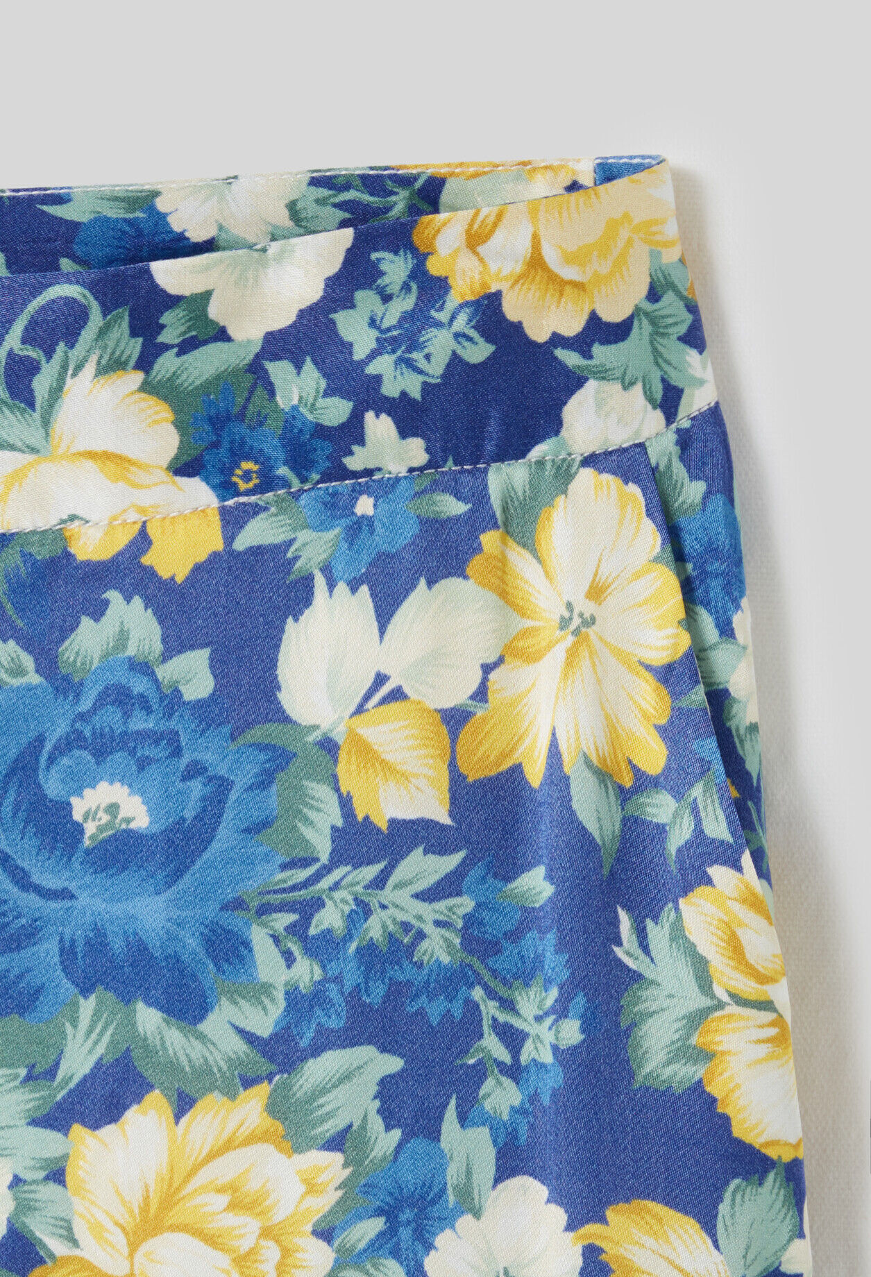 Weite, gerade Hose mit Blumenmuster