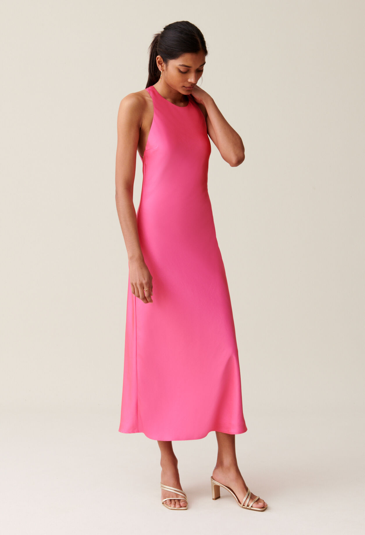 Robe longue satinée
