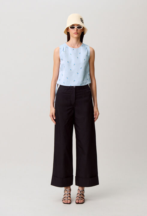 Top satin brod&eacute;