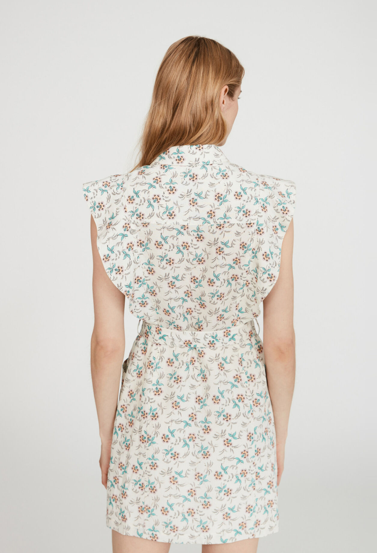 Kleid mit Blumenmuster und Volants