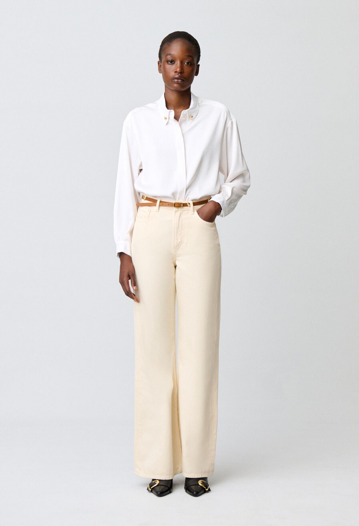 Chemise d&eacute;tails col