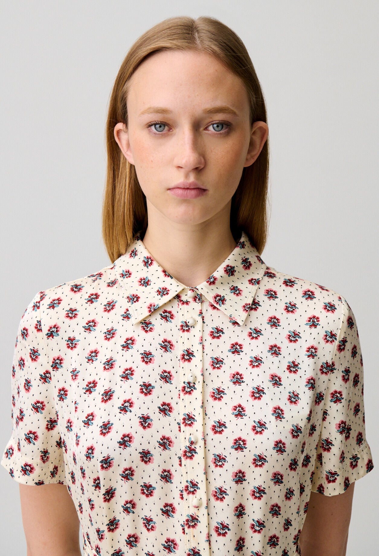 Robe satin imprim&eacute; fleuri