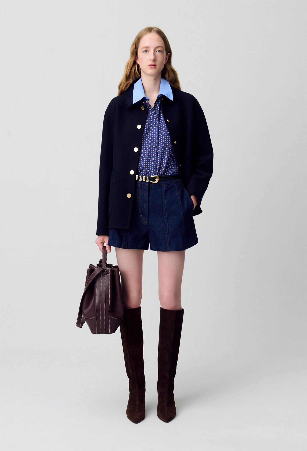Short court denim brut
