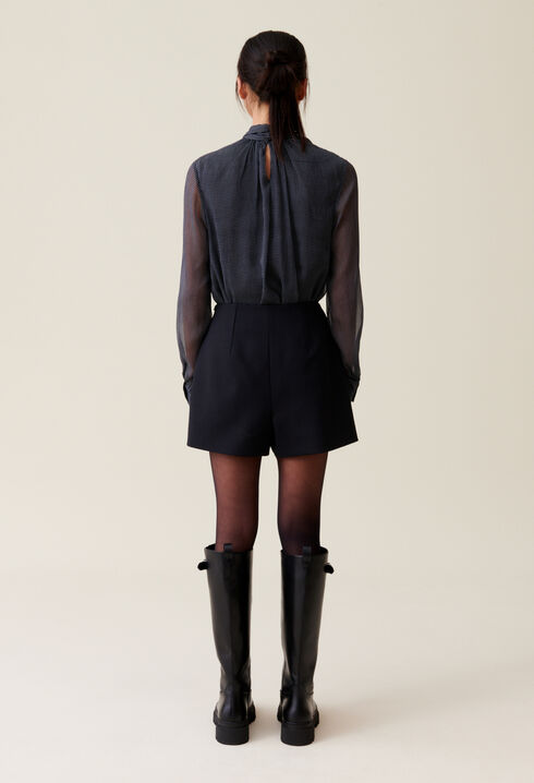 Schwarze High-Waist Shorts