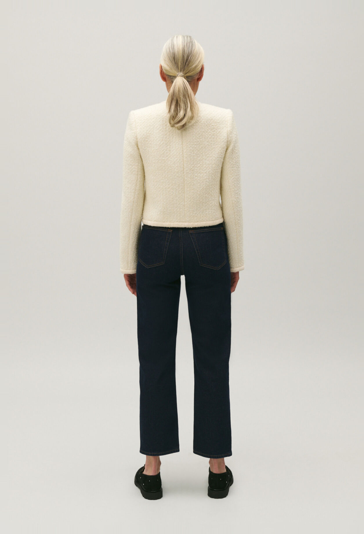 Short ivory tweed jacket 