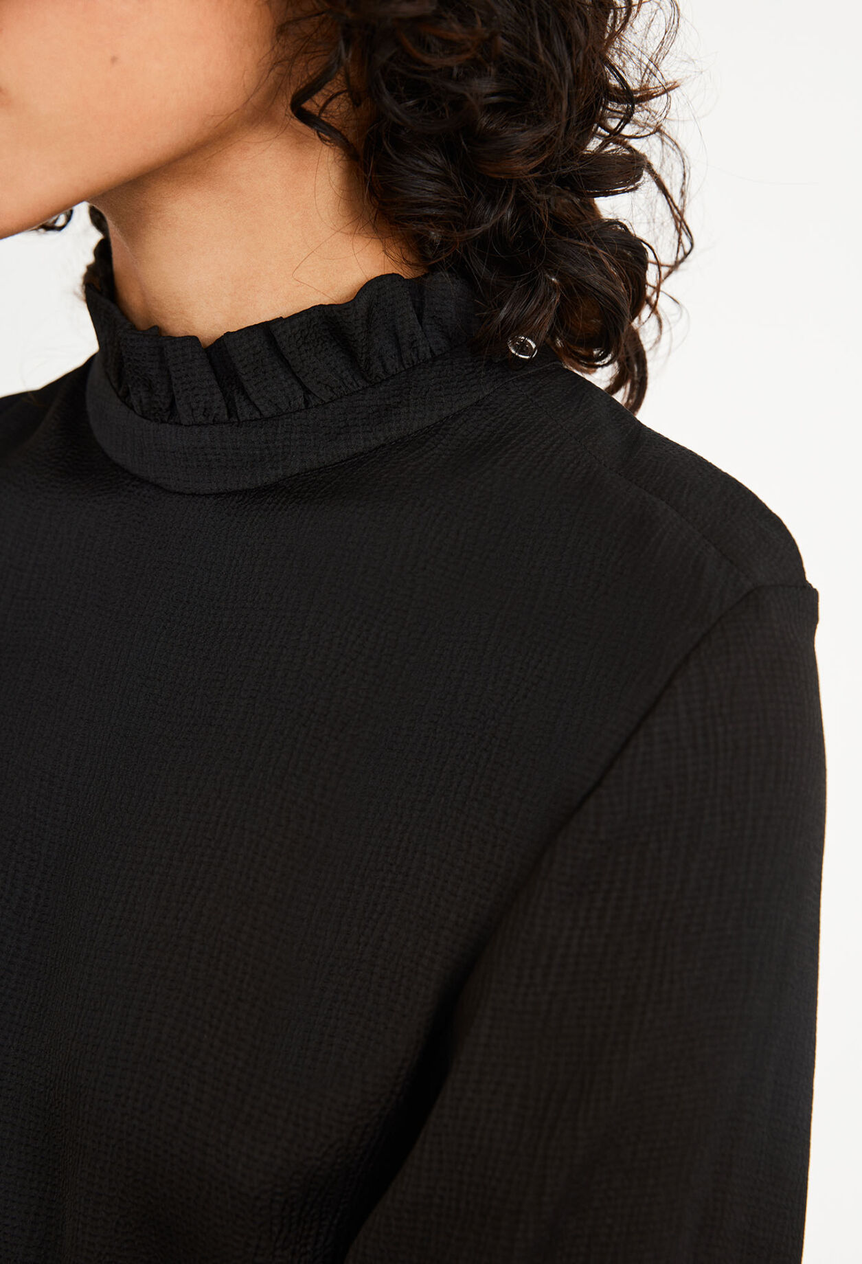 Embroidery top