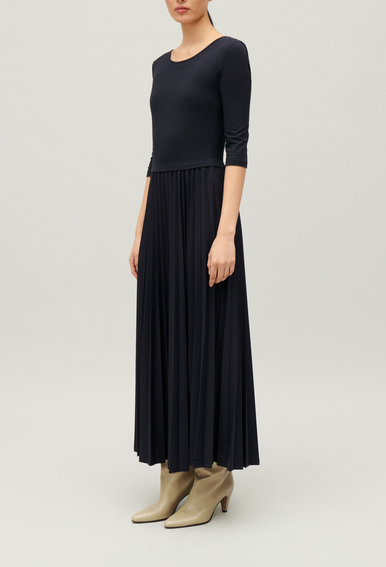 Robe Twist longue pliss&eacute;e bicolore