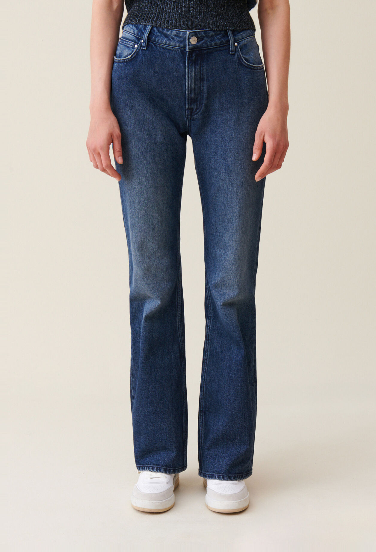 Flared denim jeans