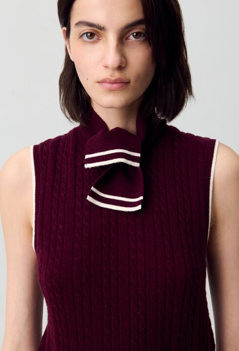 Sleeveless jumper