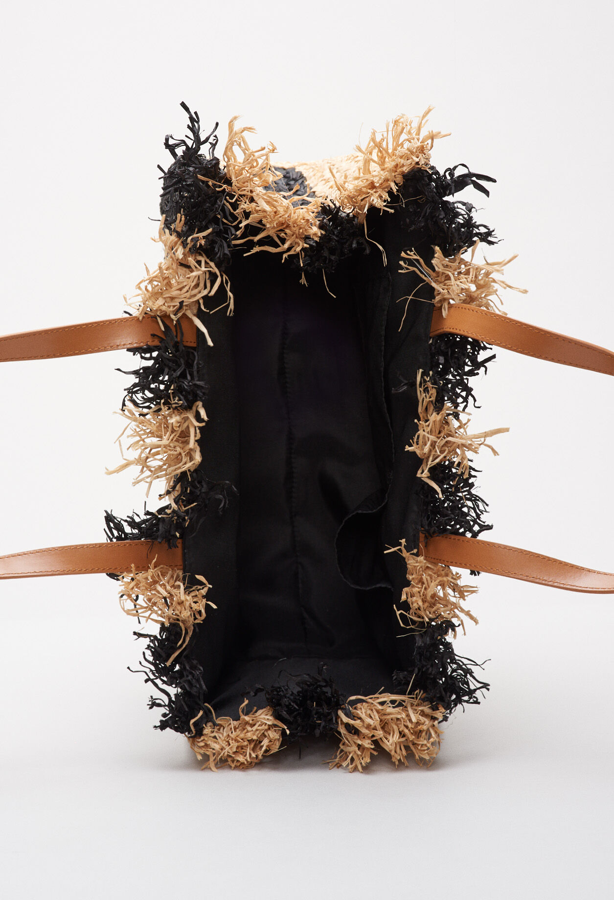 Straw and leather bag