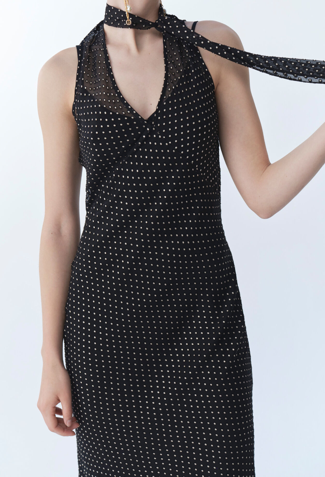 Robe longue transparente à pois