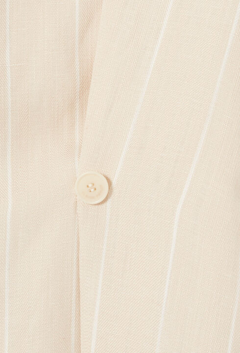 Robe courte sans manches