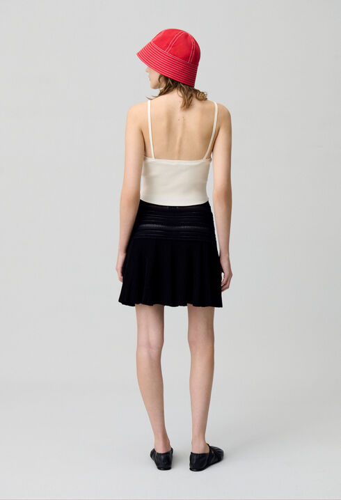Fine Knit V-Neck Top