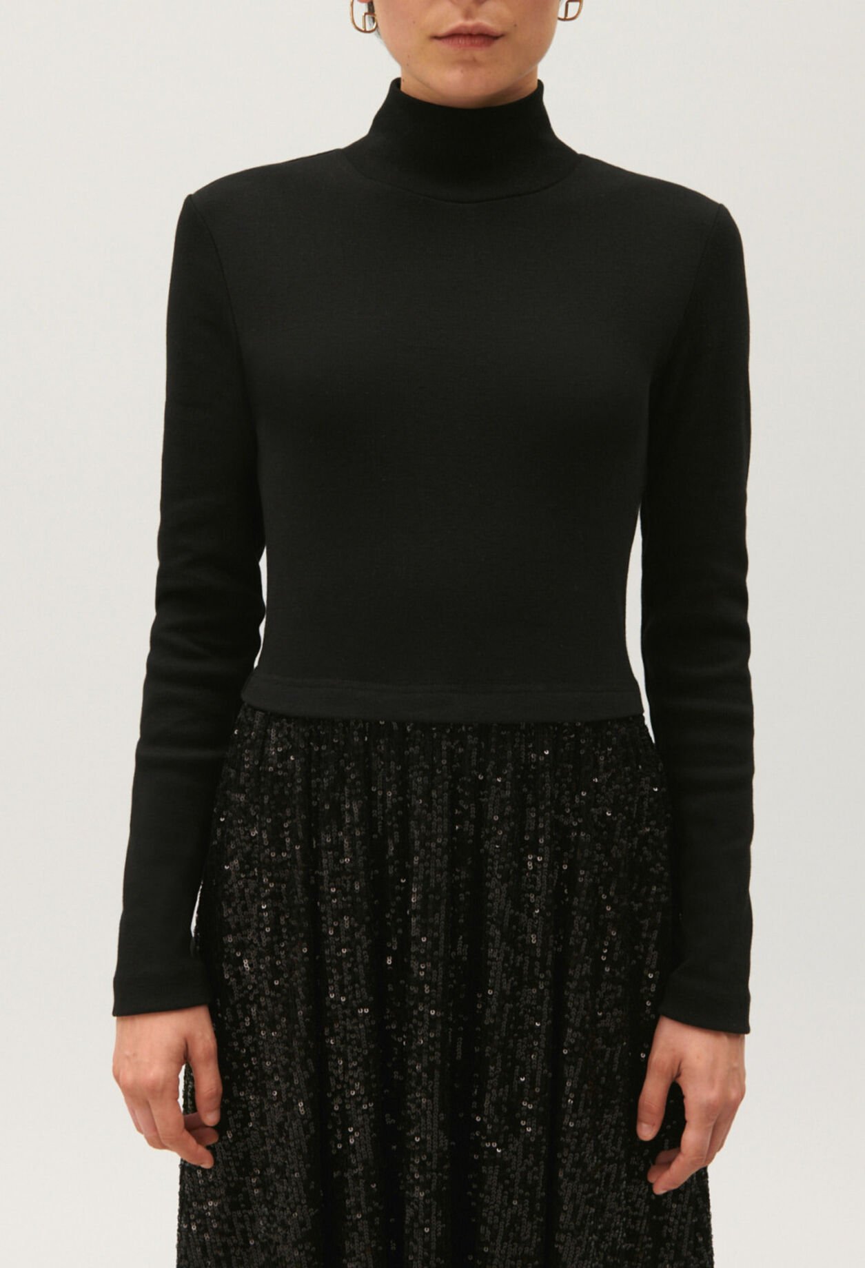 Kleid aus zwei Materialien Pailletten