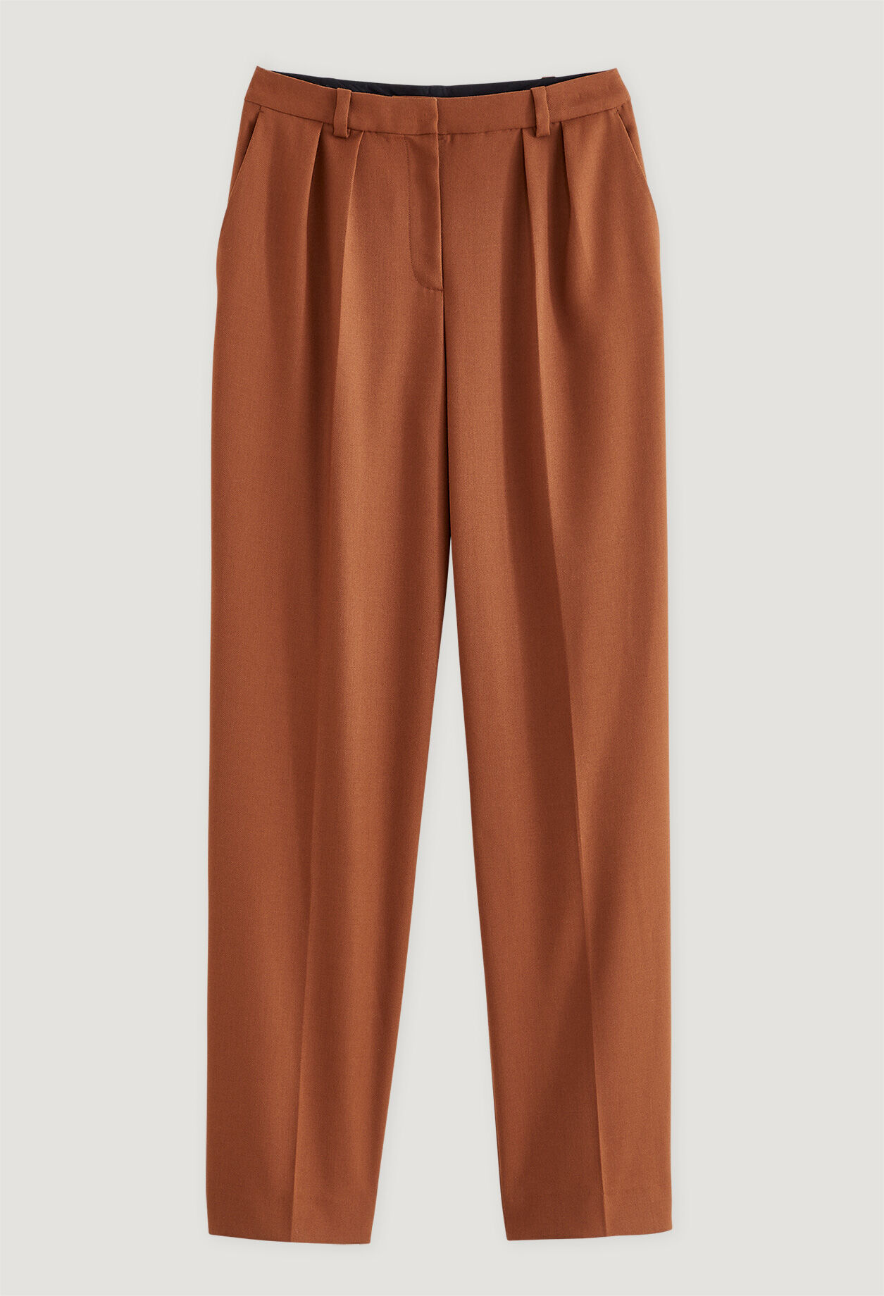 Hose mit Abnähern