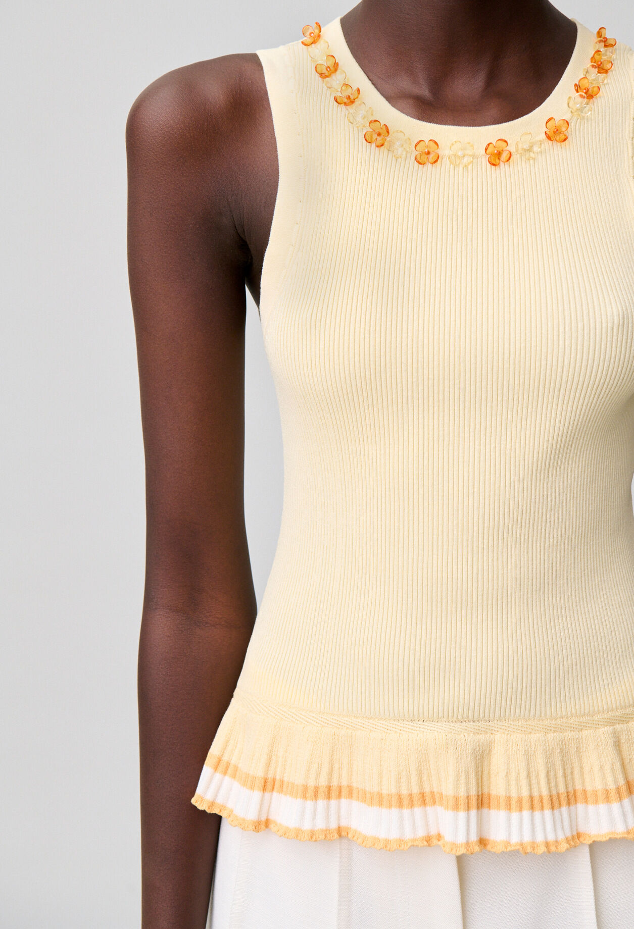 Top maille col rond fleurs