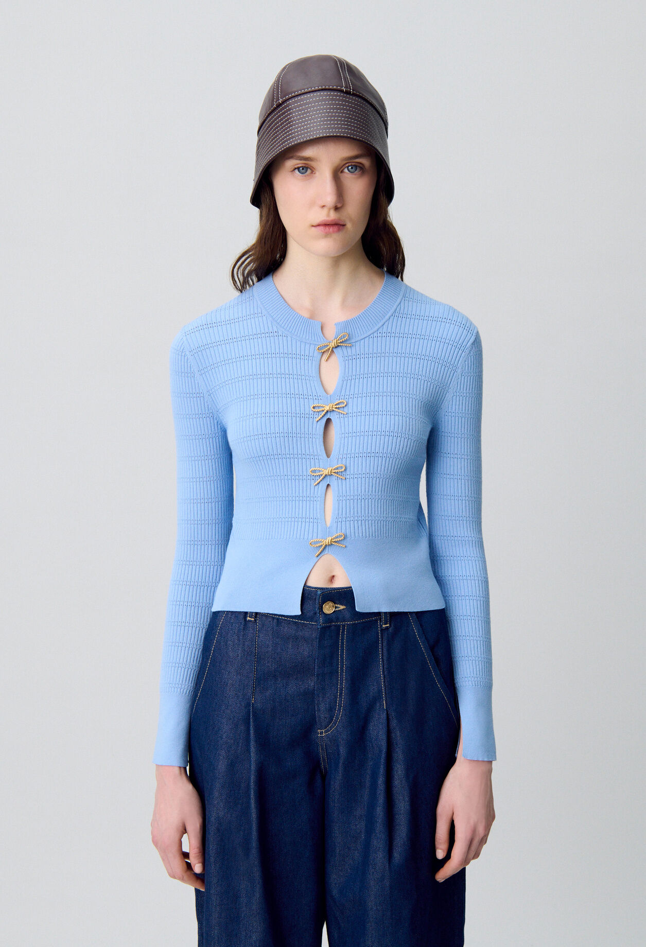 Pull maille fine nœuds