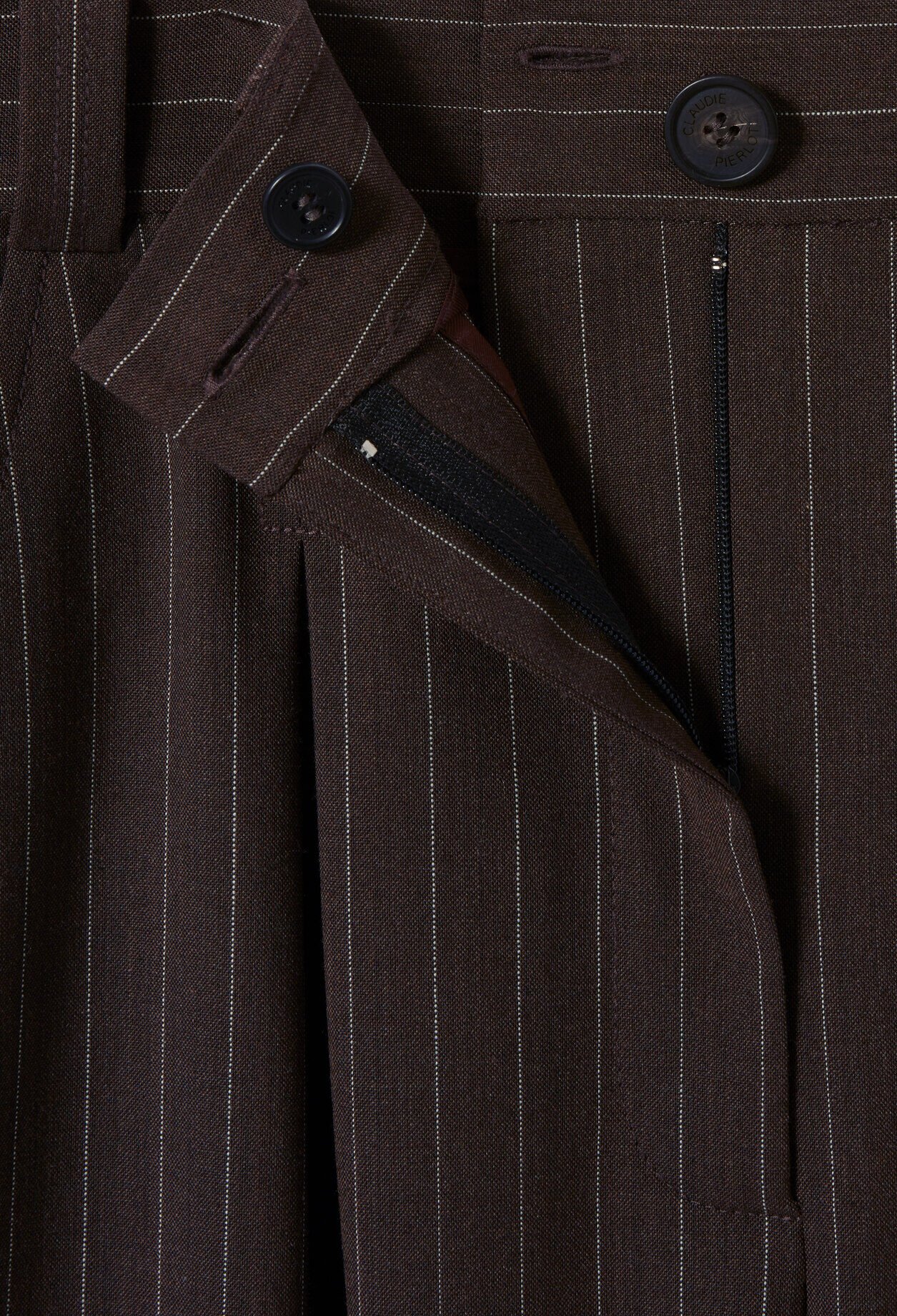 Straight-leg trousers