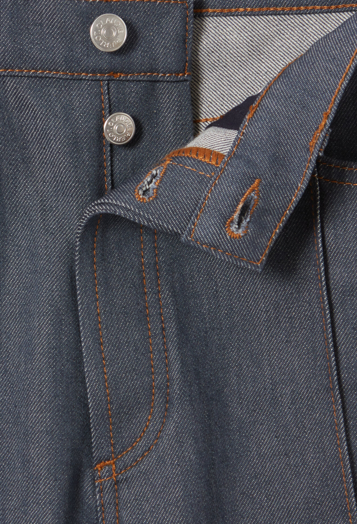 Jean Claude droit taille haute